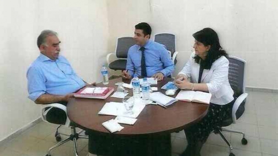 Abdullah Öcalan'dan PKK'ya tarihi çağrı geliyor