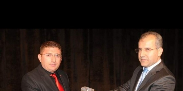 Yarışmada Dereceye Giren Öğretmenler Ödüllerini Aldı