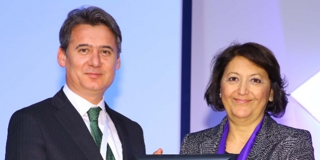 Aosb’ye "mükemmellikte Kararlılık" Belgesi