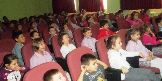 Köy Okullarında Oyunlu Eğitim