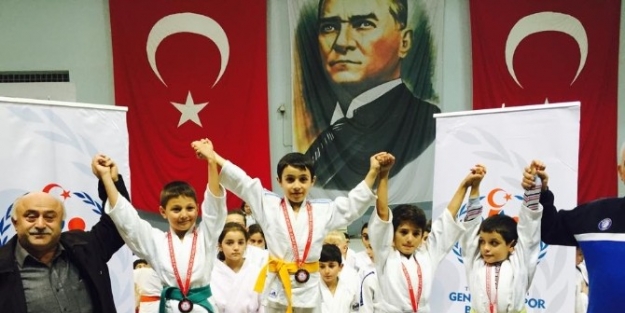 Minik Judocular, Hasan Gemicide Buluştu