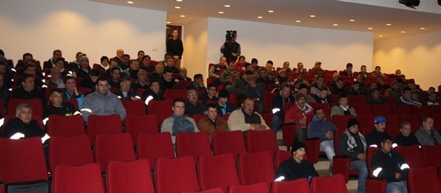 Urla Belediyesi’nden Kadına Yönelik Şiddet’e Karşı Eğitim