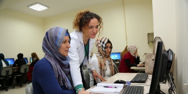 Şehitkamil’den Hanımlara Bilgisayar Eğitimi