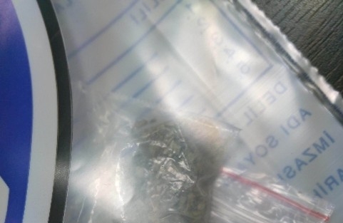 Polisi Görünce Bonzai Poşetlerini Yutan Şahis Komaya Girdi