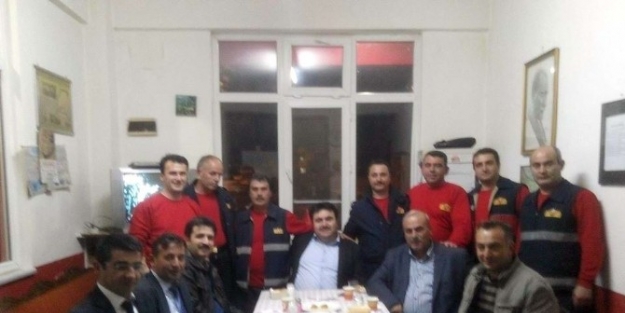 Başkan Ersoy, İtfaiyecilerle Yemekte Bir Araya Geldi