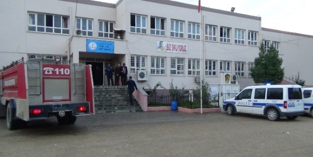 İlkokulda Yangın Çikti