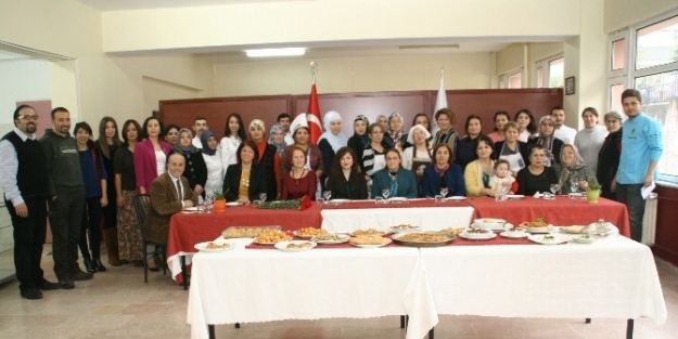 Devrekli Ev Hanımları Yemek Marifetlerini Jüri Üyelerinin Begenisine Sundu