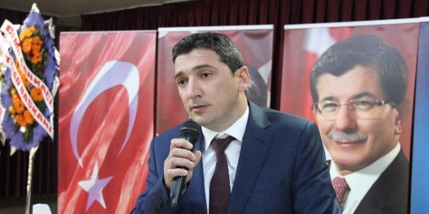 Trabzon’da Ak Parti İlçe Kongreleri Devam Ediyor