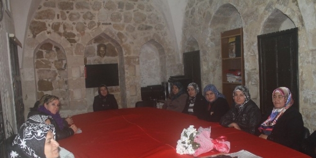 Mardinli Kadınlar Okur-yazar Sertifikası Aldı