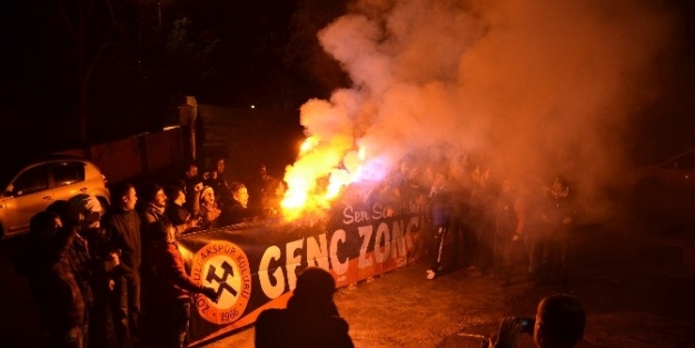 Taraftardan Zonguldakspor’a Moral Ziyareti