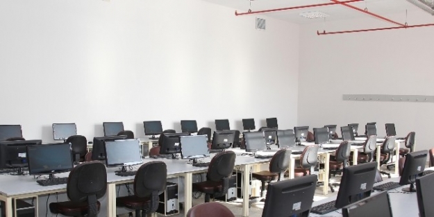 Beü’de Serbest Çalişma Laboratuarı Hizmete Girdi