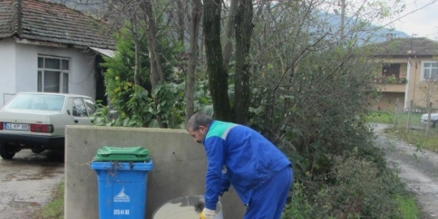 Kartepe Belediyesi Kül Kovası Dağıtıyor