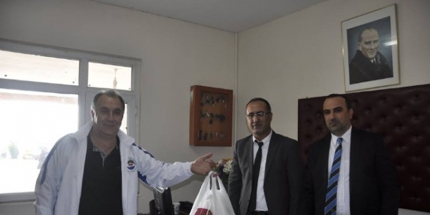 Tavşancılspor’dan Teşekkür Ziyareti