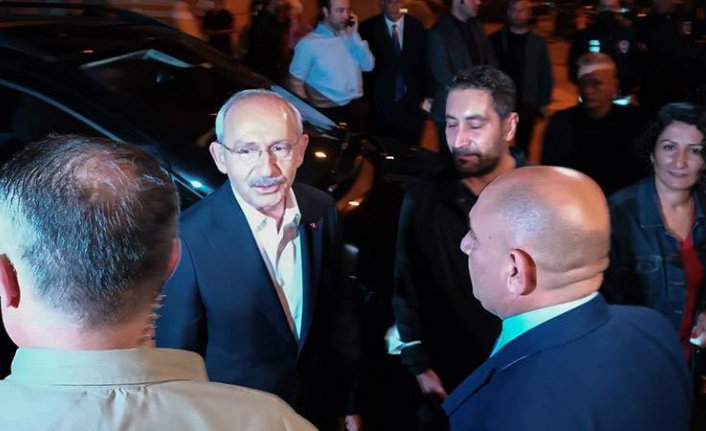 Kılıçdaroğlu, hastanede tedavi gören kardeşini ziyaret etti