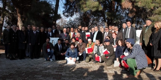 1.uluslararası Taş Heykel Sempozyumunun Kapanış Töreni Ve Sergi Açılışı Yapıldı