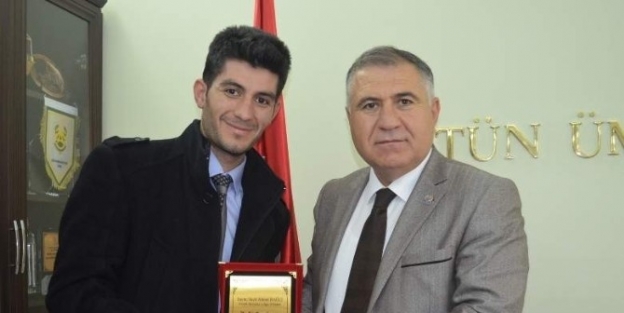 Leba’dan, İl Müdürü Bağcı’ya Teşekkür Plaketi