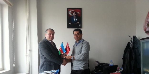 Asimder’den ‘her Masaya İki Bayrak’ Kampanyası