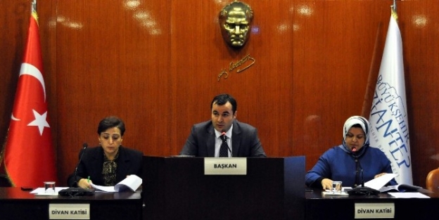 Büyükşehir Meclisi Belediyelerin Bütçelerini Görüştü