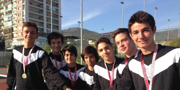 Yamanlar Koleji Teniste De Şampiyon