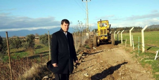 Gömeç’te Ova Yolları Düzenleniyor