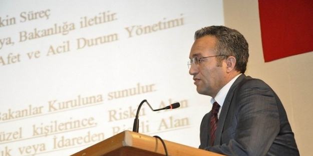 Gürün’de Kentsel Dönüşüm Bilgilendirme Toplantısı Yapıldı