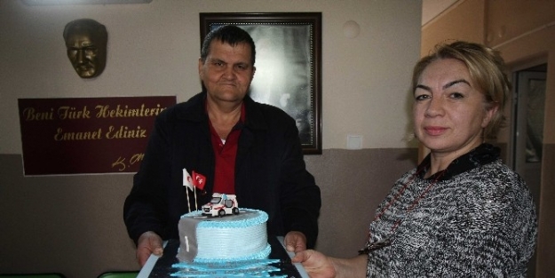 Belediye Hizmetine "pastalı" Teşekkür