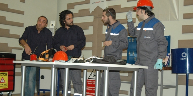 İş güvenliğini tiyatroyla anlattılar!