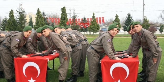 Düzce’de Kısa Dönem Erler Yemin Etti