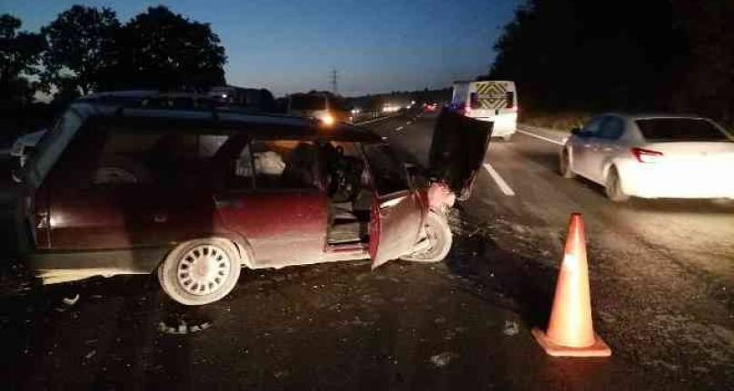 Bursa'da iki otomobil çarpıştı: 4 yaralı