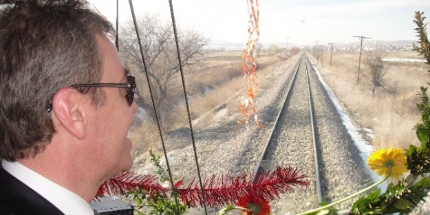 Kütahya, Elektrikli Trenler Ve Sinyalizasyon Sistemi İle Tanışıyor