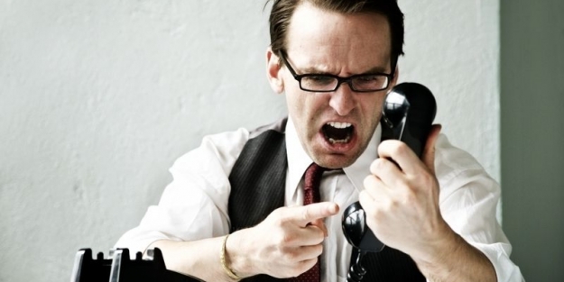 Aramaktan bıktıran müşteri hizmetlerine hapis cezası!