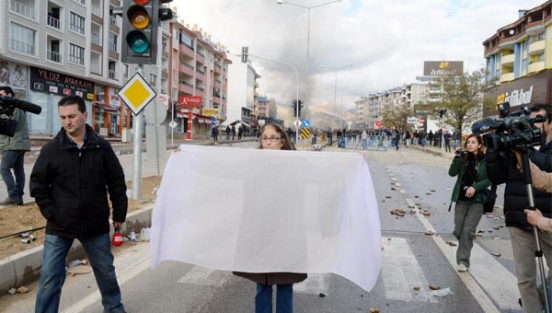 Bahçeli'nin ziyaretine damga vuran fotoğraf