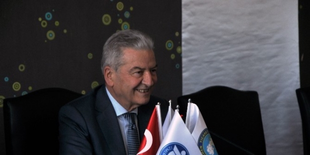 İzmir’in Oda Ve Borsa Başkanları Foça’da Buluştu