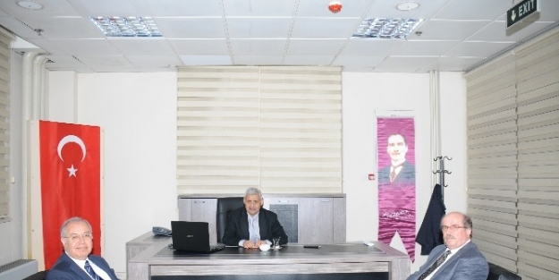 Nahcivan Başkonsolosu Ersen, Iğdir Üniversitesini Ziyaret Etti