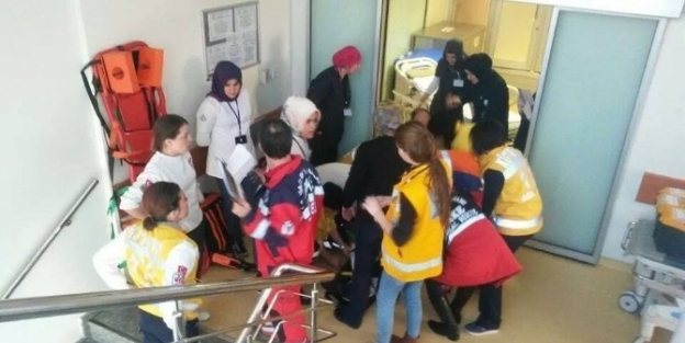 Simav Devlet Hastanesi’nde Gerçek Gibi Tatbikat