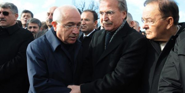 Gözler Erdoğan ve Davutoğlu'nu aradı!