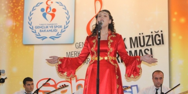 Türk Müziği Yarışması’na Kırıkkale Ve Zonguldak Damgasını Vurdu
