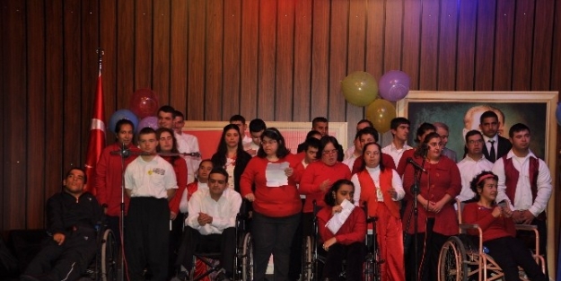 Ayas Koleji’nden ‘2. Dünya Engelliler Festivali’