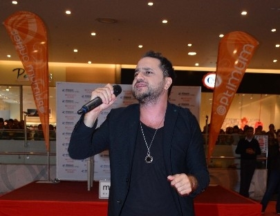 Bora Duran Adanalıları Coşturdu