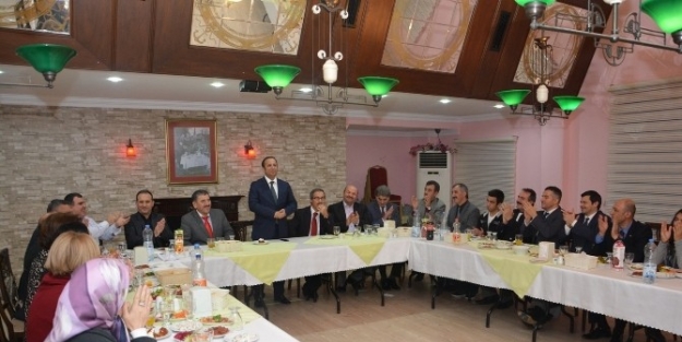 Evlendirme Memurları Dilovası’nda Bir Araya Geldi