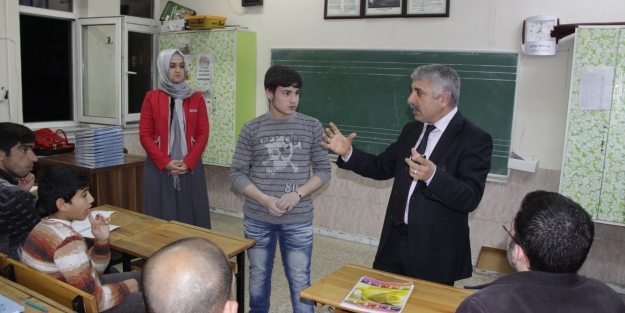 Suriyelilere özel Türkçe kursu