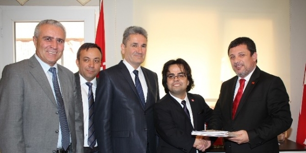 Chp Urla’da Görev Teslimi