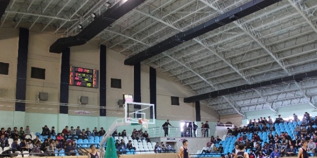 Erzincan’da Basketbol Şampiyonluğu Müsabakaları Gerçekleşti