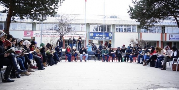 Erzurum İçin 25 Dakika Kitap Okudular