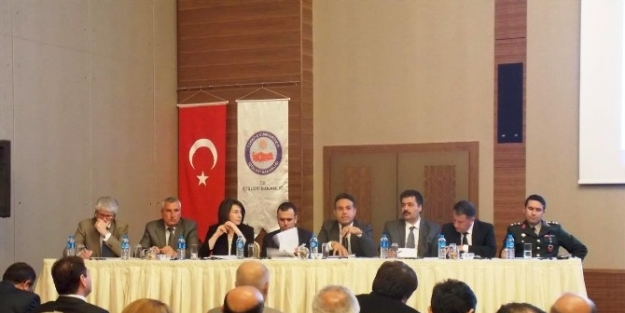 Sivil Gözetimin Geliştirilmesi Projesi Hız Kesmiyor