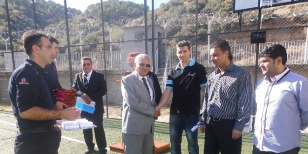 Yenipazar’da Mahkumlar Kur’an-ı Kerim Öğreniyor