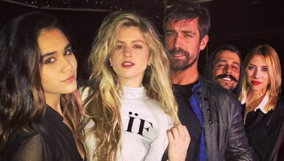 İbrahim Çelikkol güzellerle keyifte!