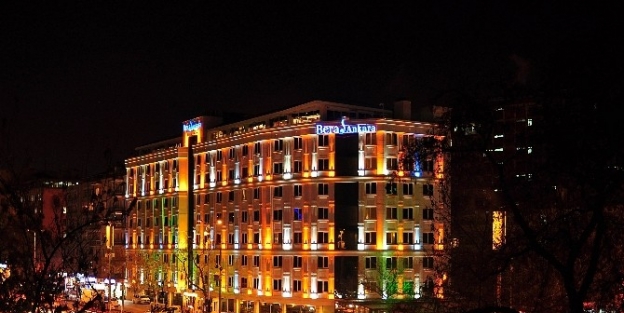 Bera’dan Başkent’e “helal Hizmet”