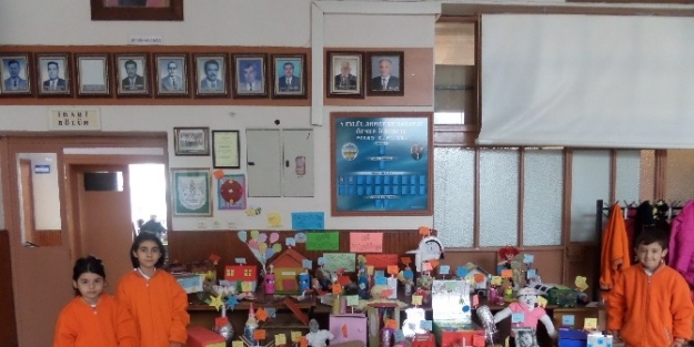 Kula’da "atık Malzemelerden Oyuncak Tasarım" Yarışması