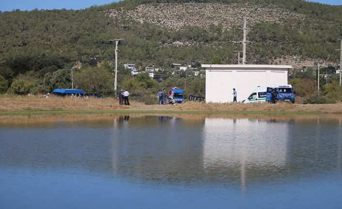 Kayıp olarak aranan belediye personeli gölette ölü bulundu